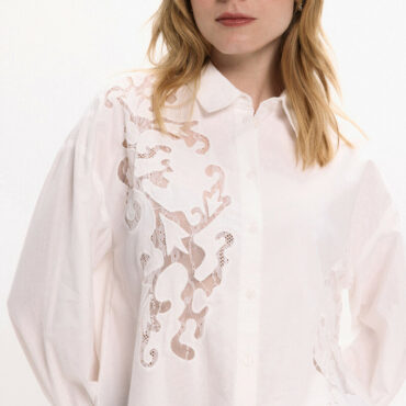 Camisa de viscosa y algodón con encaje
