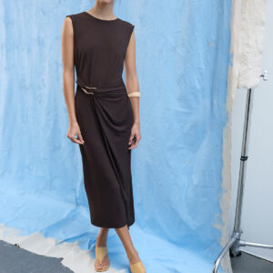 VIJUSTINE VESTIDO MIDI DRAPEADO MARRÓN