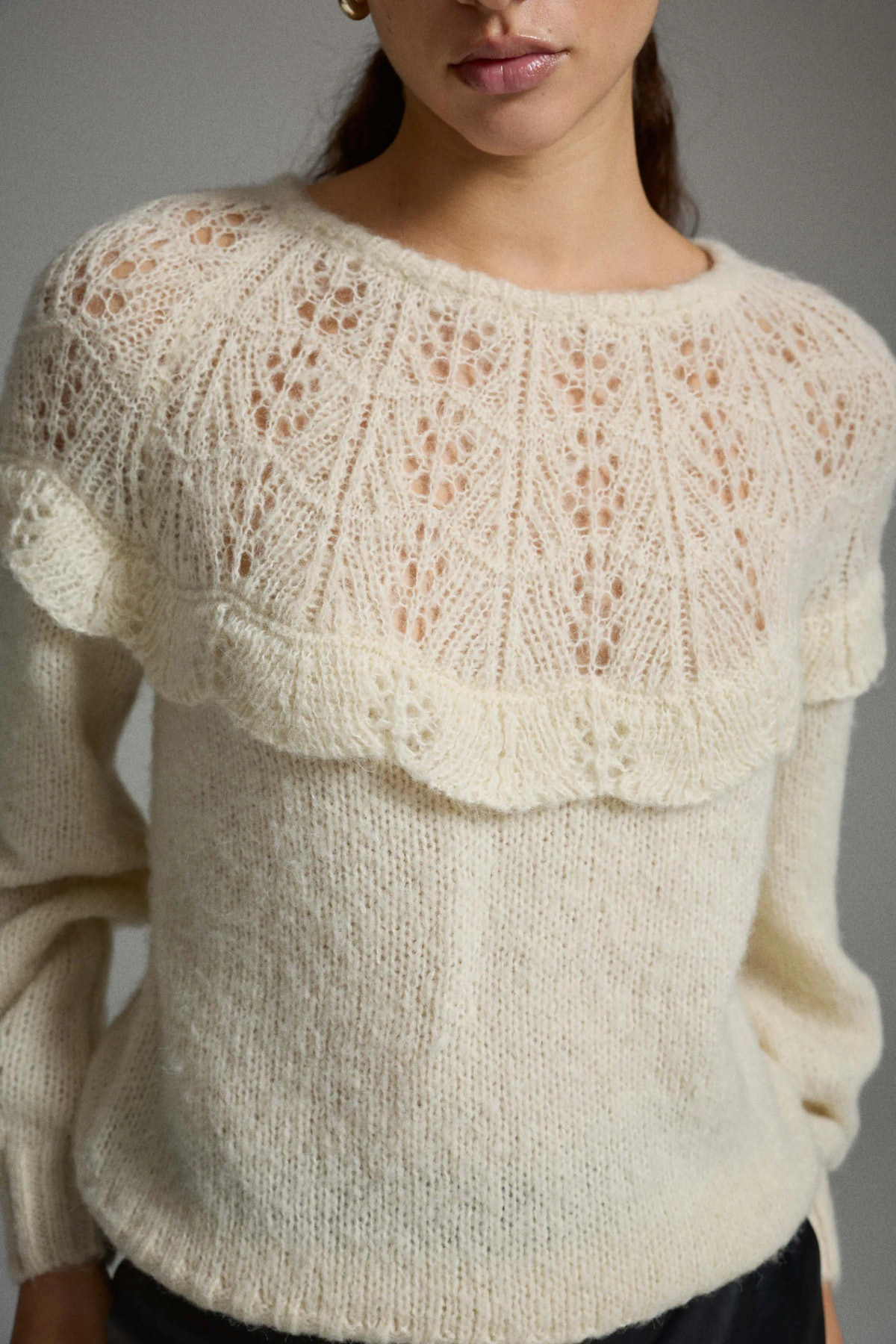 JERSE MOYANO PUNTO CON VOLANTE BEIGE